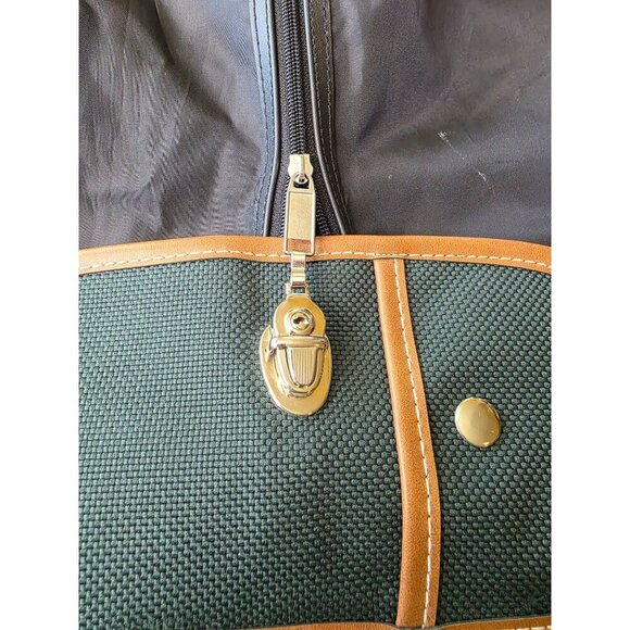 La Valege Garment Bag Luggage Leather Trimmed 22 x 22 Green - Picture 10 of 16